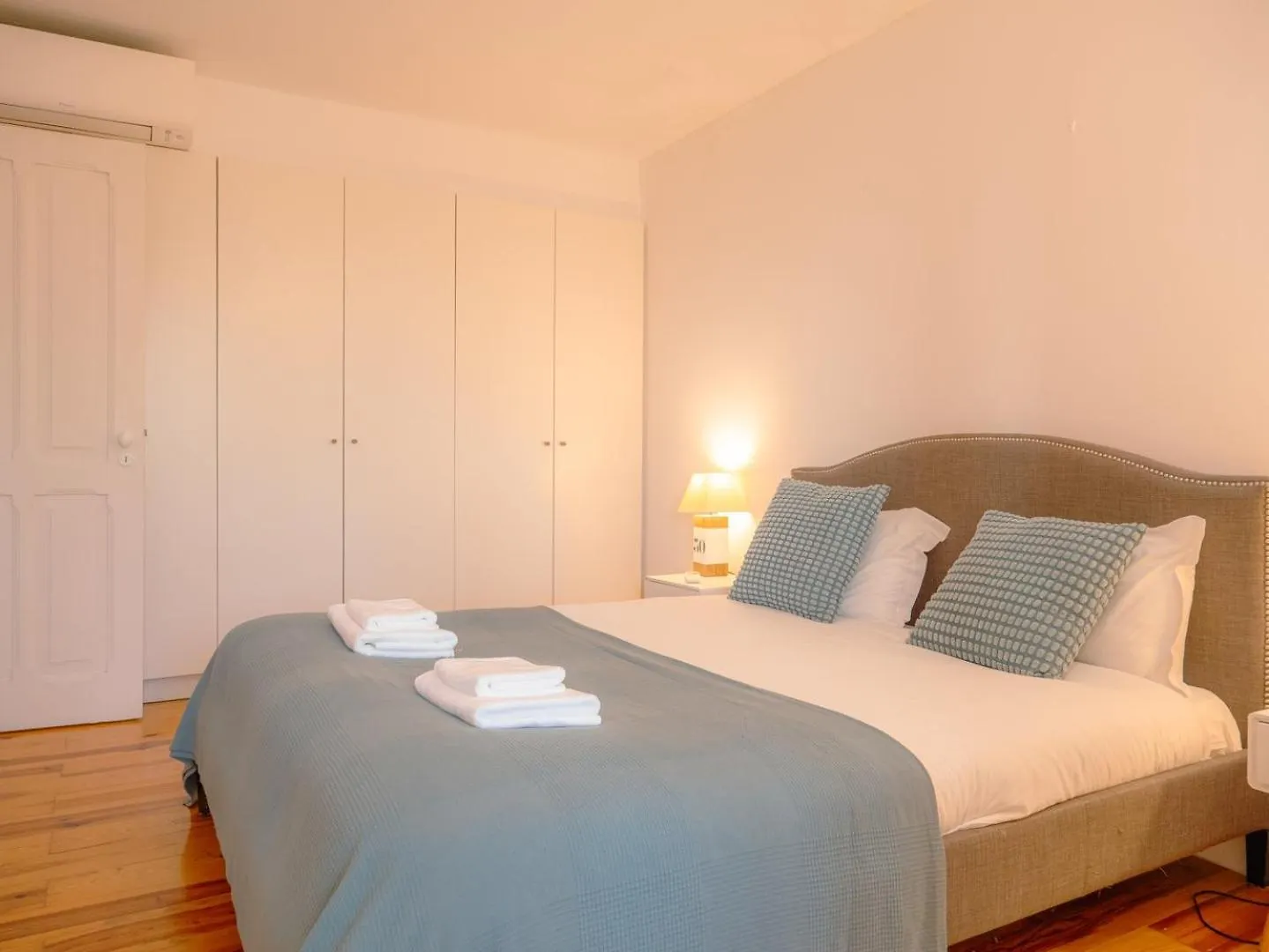 Apartmán Luxurious Loft : Bridge-View Rooftop | By Airnest Lisboa
